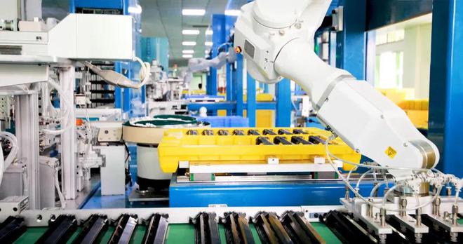 名圖超俊深度融合，鼎龍硒鼓團隊求新思變，以人工智能驅(qū)動未來